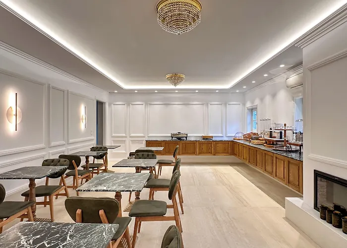 Armata Boutique Hotel