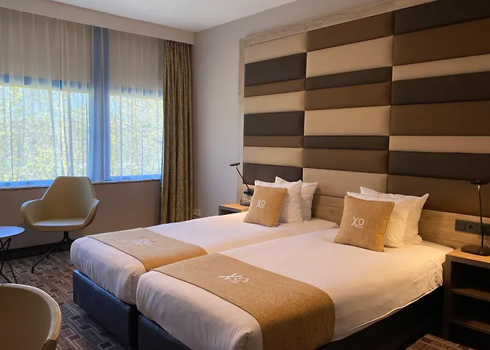 Xo Hotels Blue Square
