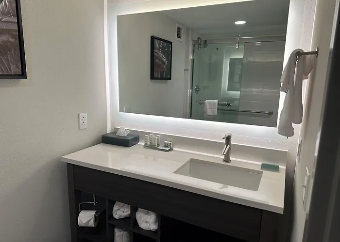 La Quinta By Wyndham Mobile