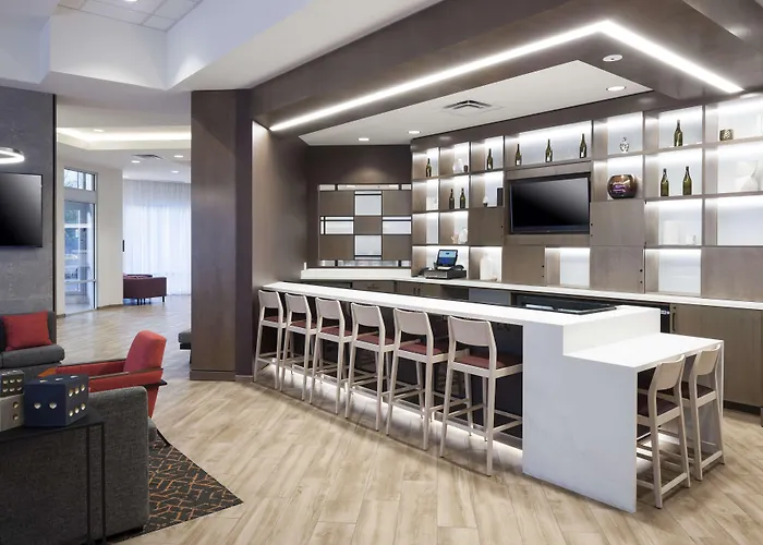Hampton Inn & Suites Phoenix Downtown