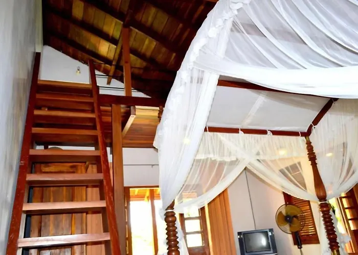 Landa Holiday House