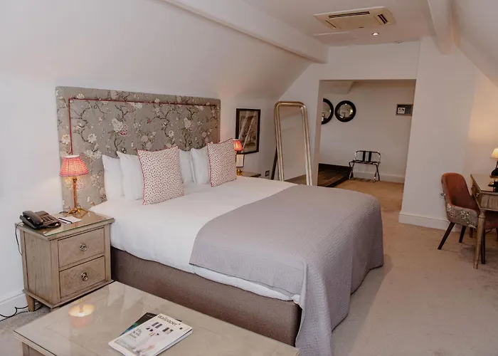 Woodlands Hotel