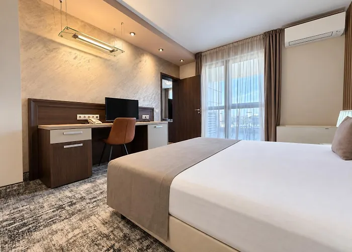 Business Hotel Plovdiv - Central Location