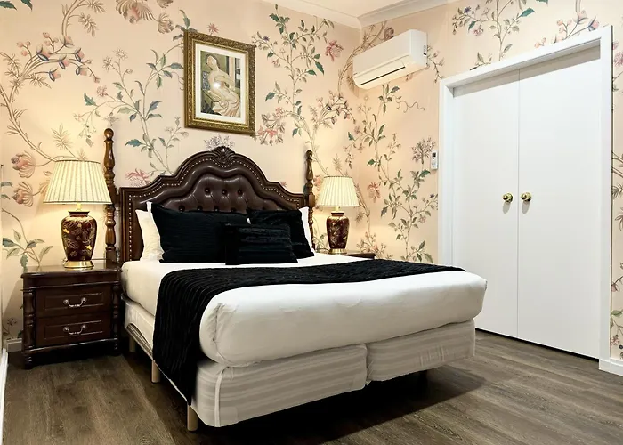 Prince'S Gate Hotel