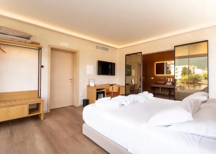 Beach Hotel Terracotta