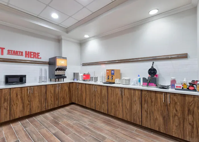 Hampton Inn & Suites Corsicana