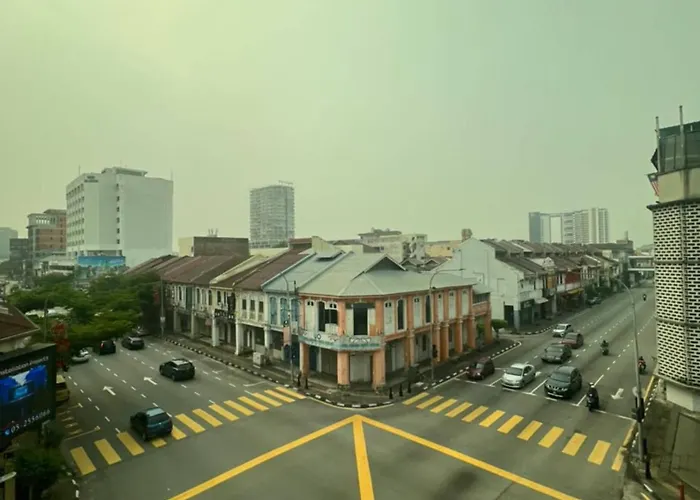 D Eastern Hotel