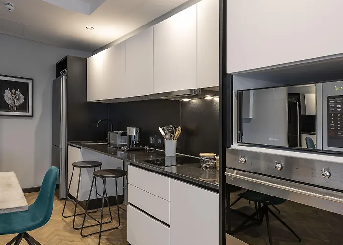 The Onyx Apartment Hotel By Newmark