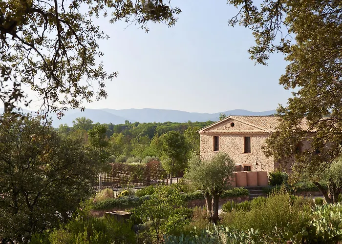 Château Saint Roux Le Luc-Le Cannet des Maures