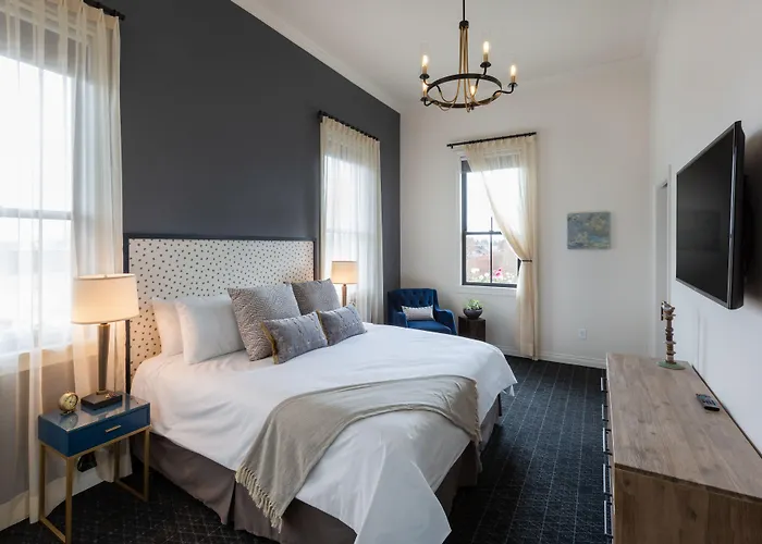 Atticus Hotel