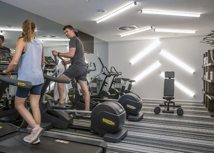 Holiday Inn Express Melbourne Little Collins By Ihg