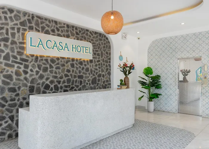 La Casa Boutique Hotel