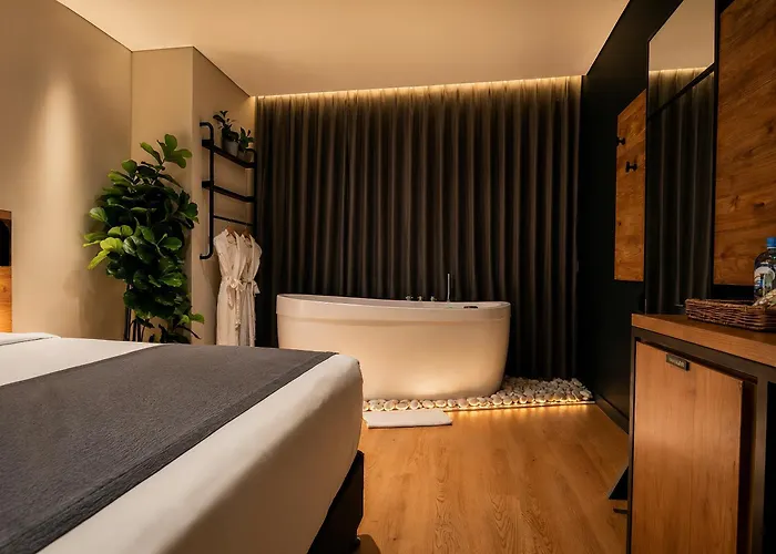 Hashtag 98 Hotel By Jalo