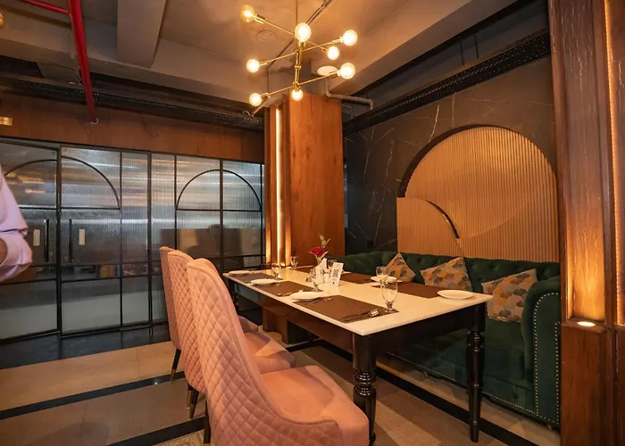 Hotel Ekta International !! 300 Mts From Baba Baidyanath Dham Temple !!