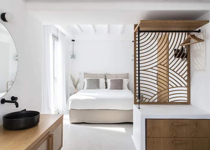 Adorno Beach Hotel And Suites