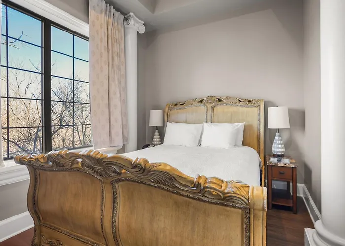 Chateau Avalon Hotel & Spa