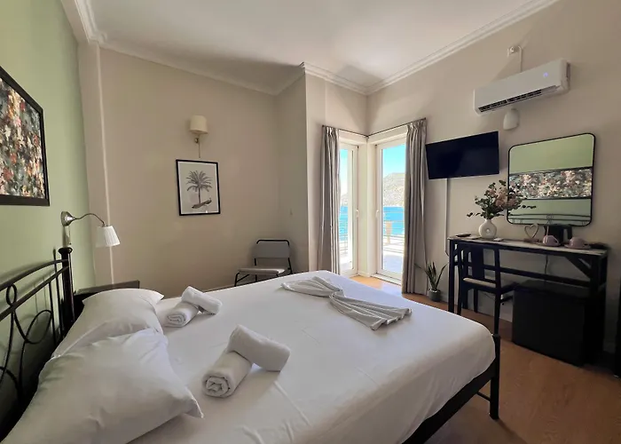 Grand Hotel Loutraki