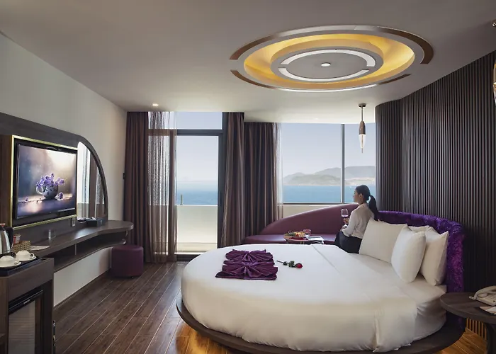 V Hotel Nha Trang