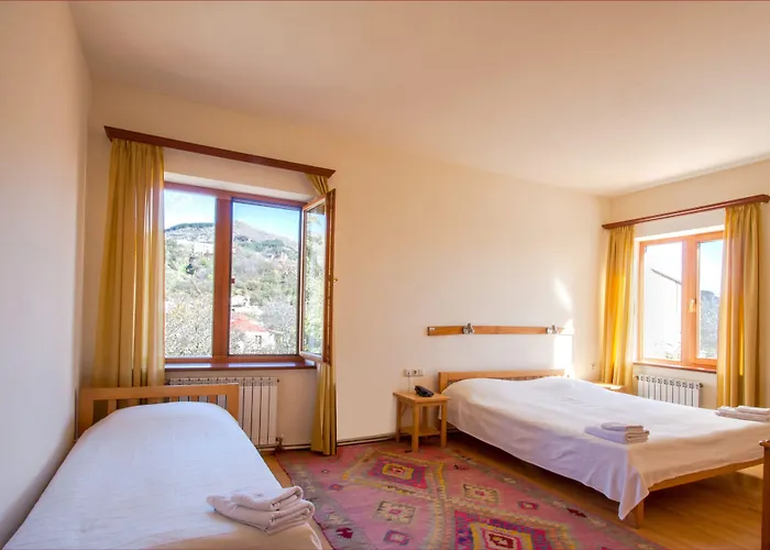 Hotel Mirhav