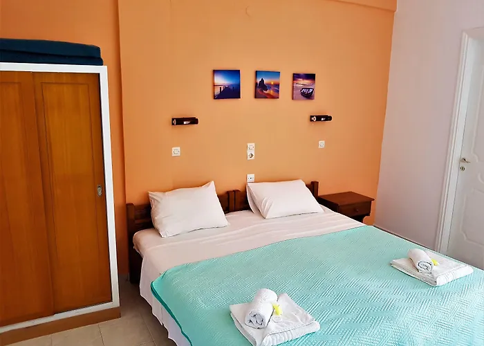 Stars Hotel (Adults Only)