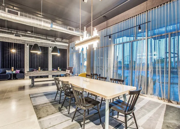 Aloft By Marriott Dallas Arlington Entertainment District