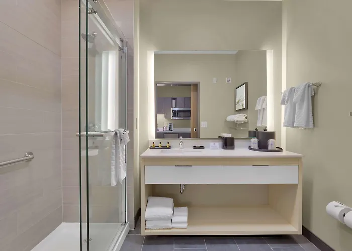 Best Western Plus Fillmore Inn & Suites