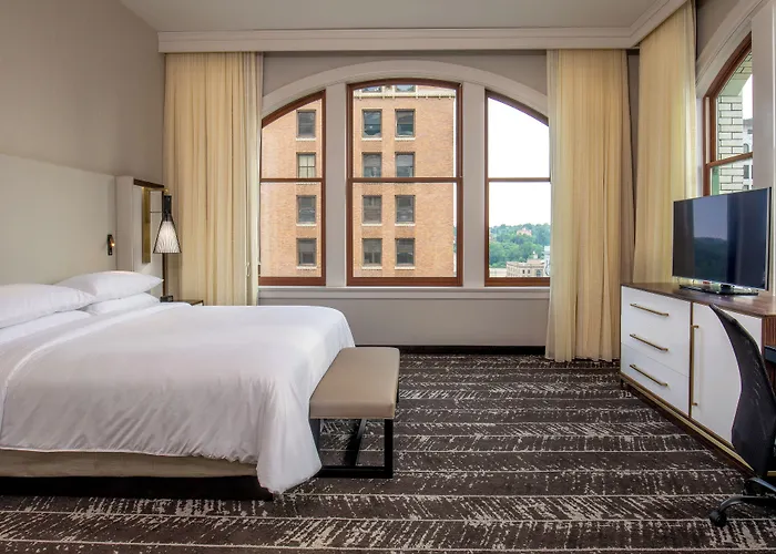 Doubletree By Hilton Youngstown Downtown