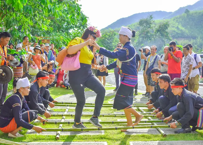 Le Grand Pakbeng