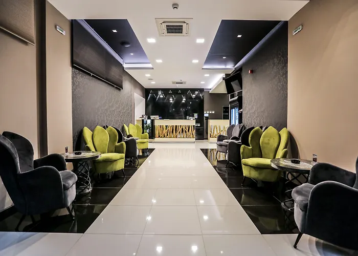 Garni Hotel Zen free parking