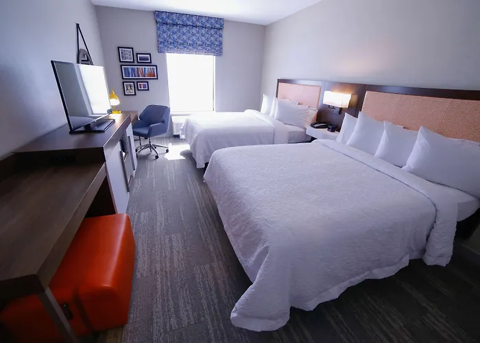 Hampton Inn&Suites Forest City