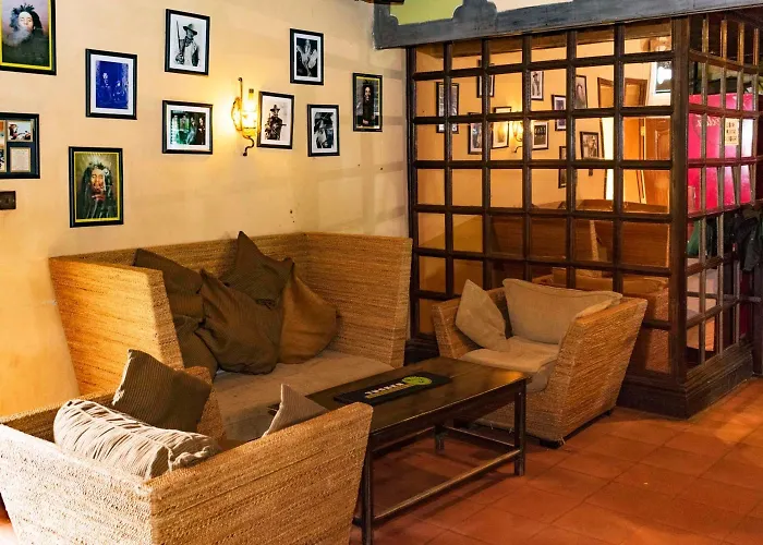 Mountains Of The Moon Hotel Fort Portal