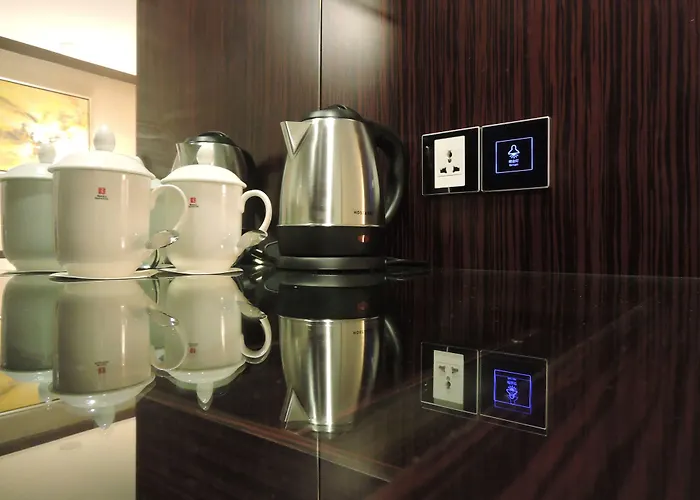 Royale Signature Hotel
