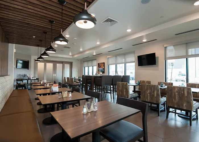 Comfort Inn & Suites Salt Lake City Airport