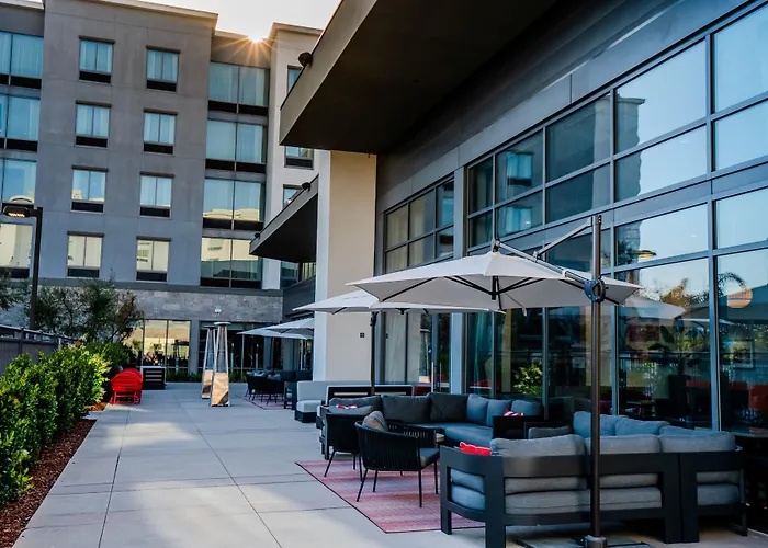 Homewood Suites By Hilton Long Beach Airport
