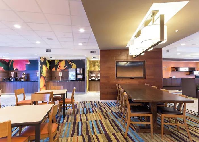 Fairfield Inn & Suites By Marriott Decorah