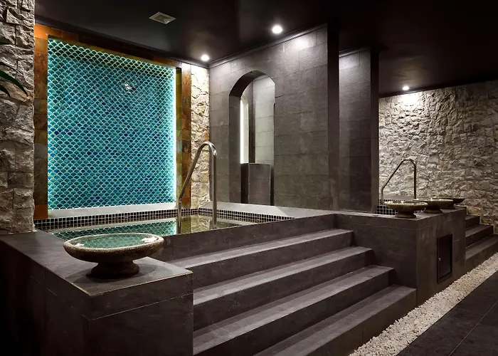 Silk Path Grand Sapa Resort & Spa