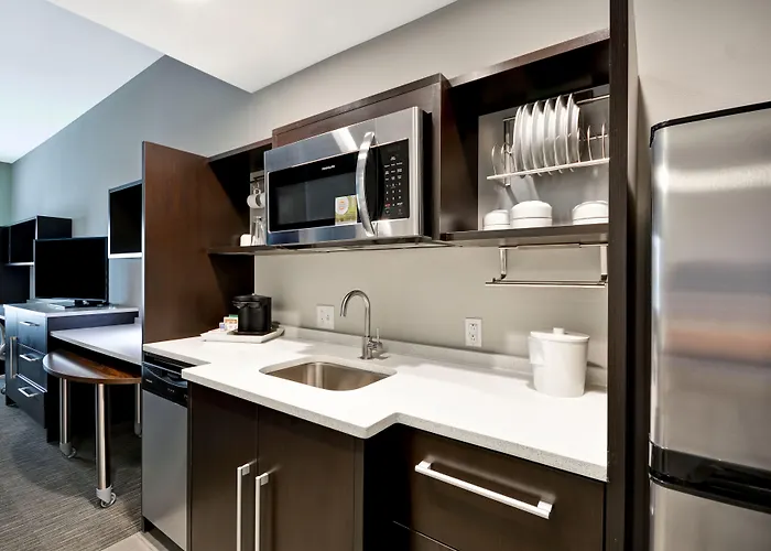 Home2 Suites Pensacola I-10 At North Davis Hwy