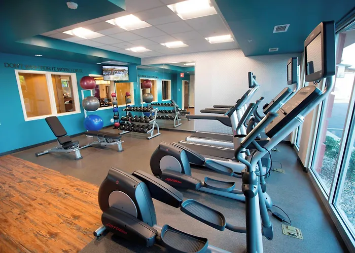 Fairfield Inn & Suites By Marriott Detroit Lakes