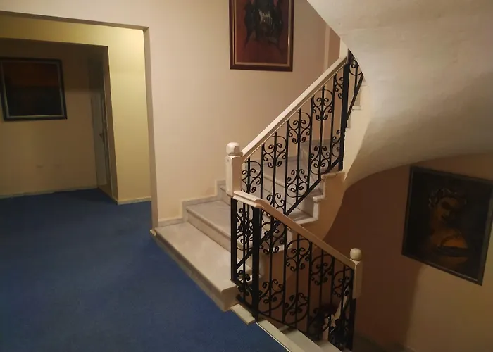 Yalcin Hotel