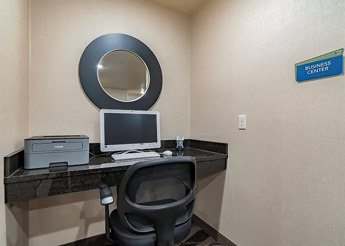 Cobblestone Inn & Suites - Lamoni