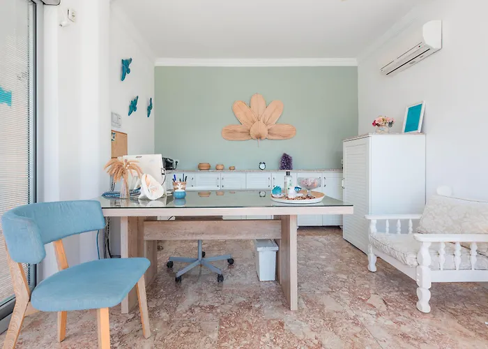 Bronze Hotel