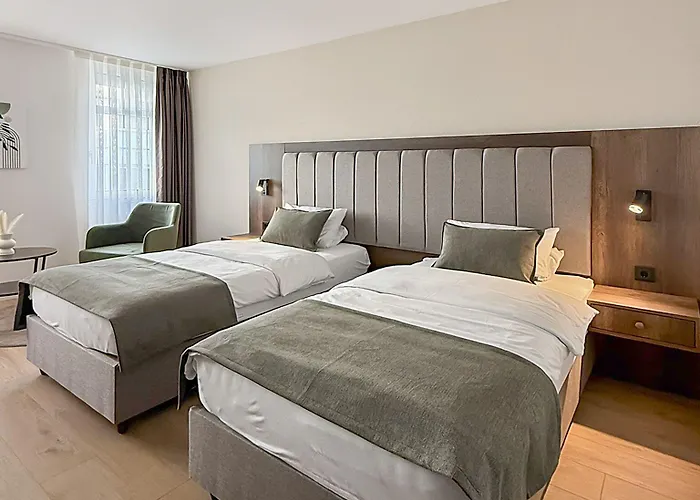 Stadt-Hotel Loerrach Gbr