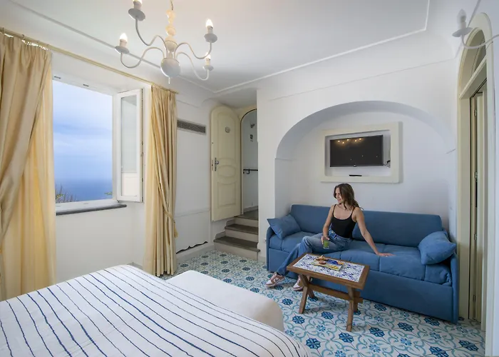 Albadamare Boutique Hotel