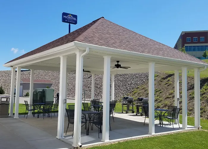 Microtel Inn & Suites By Wyndham Clarion