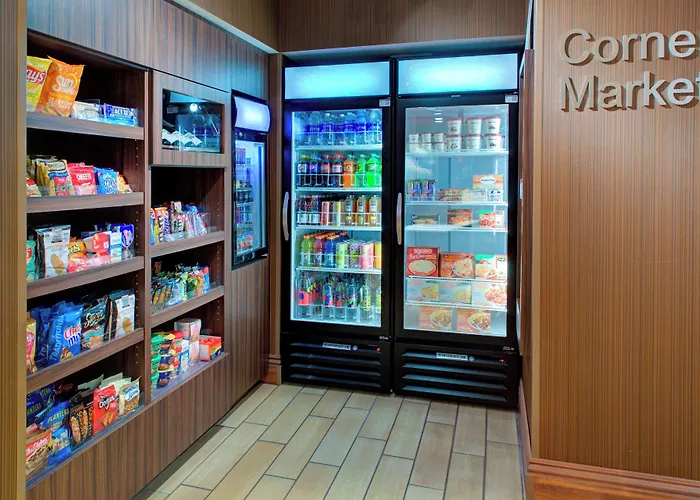 Fairfield Inn & Suites By Marriott Bakersfield North/Airport