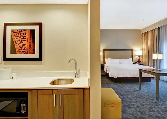 Hampton Inn Suites Ashland, Ohio