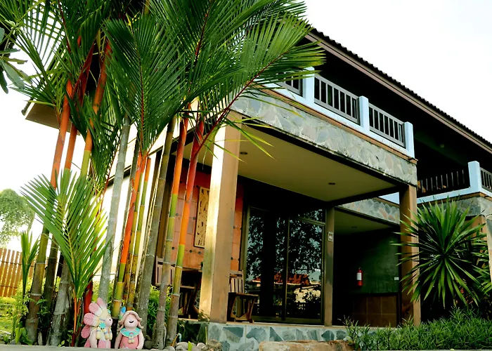 BaanRimNam Resort Trat