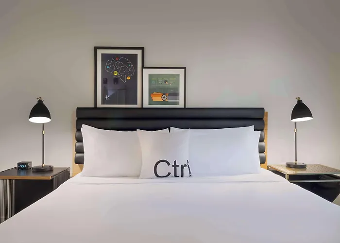 Freepoint Hotel Cambridge, Tapestry Collection By Hilton