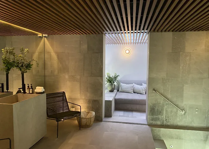 Nima Local House Hotel & Spa