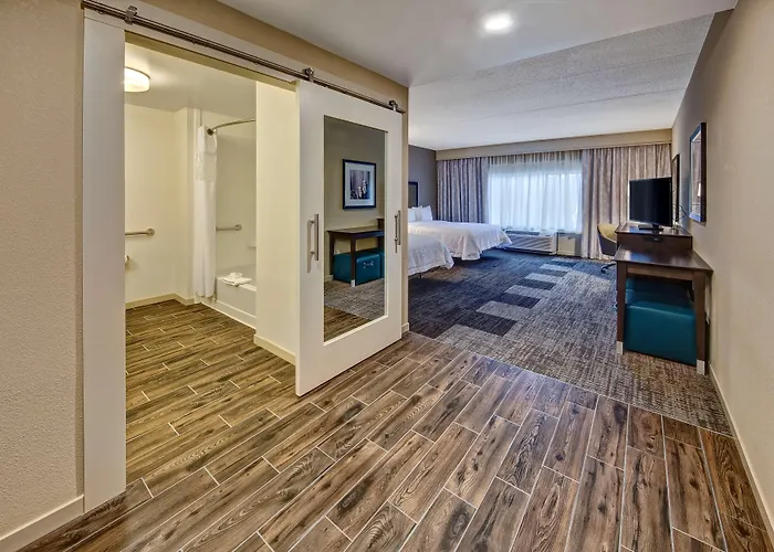 Hampton Inn & Suites By Hilton Nashville Hendersonville Tn